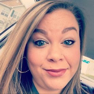 Meet your Posher, Mallory